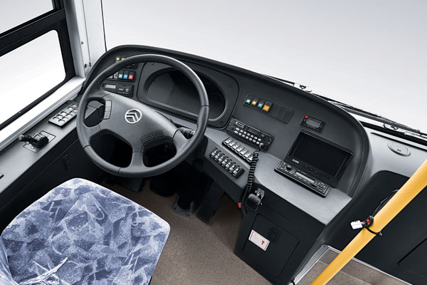 金旅客车XML6125JHEV混合动力系列城市客车（插电式）