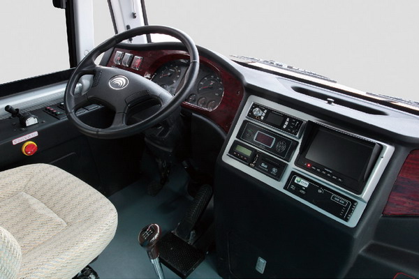 宇通ZK6109DX校车