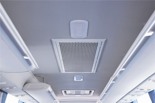 亚星11米混合动力客车