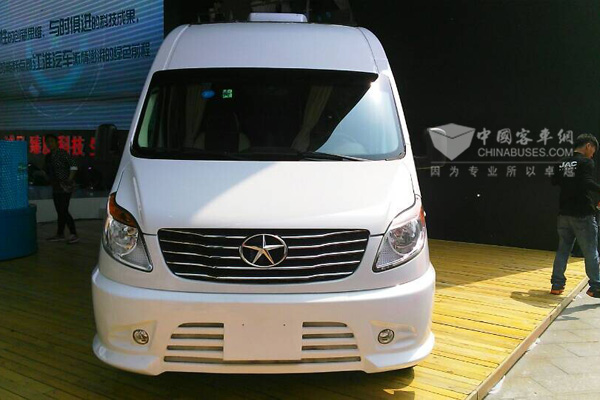 江淮星锐旅居房车