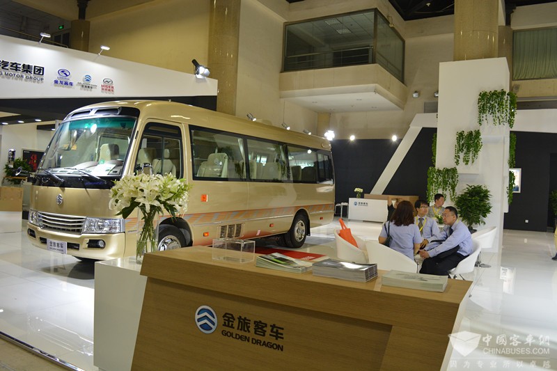 2017北京道路运输展：金旅客车展台