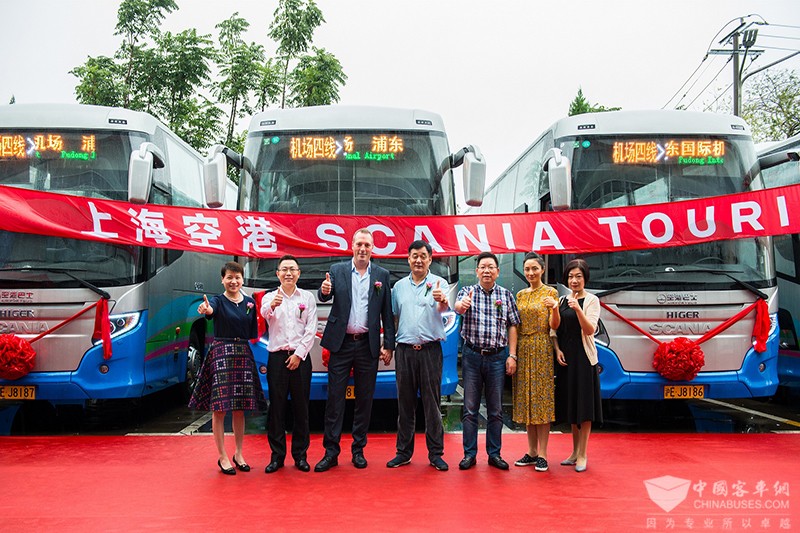 斯堪尼亚·海格“统领”豪华客车交付仪式