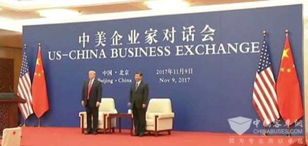 【中美两国元首共同见证两国企业签约】