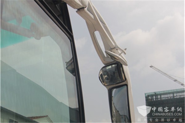 南京金龙NJL6117BEV客车（纯电动24-53座）