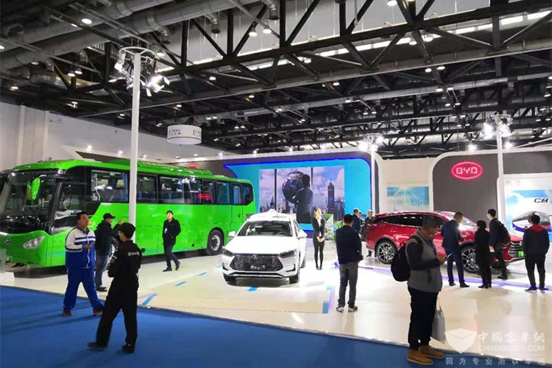 IEEVChina 2018上的客车元素