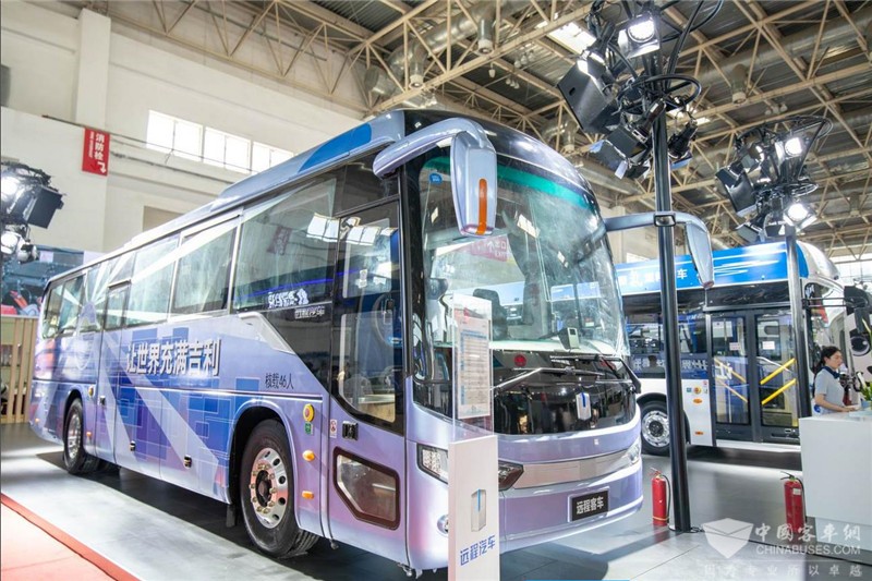 吉利远程纯电动城间客车C11