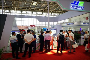 备战无补贴时代 精进电动三款商用车驱动系统“黑科技”获好评