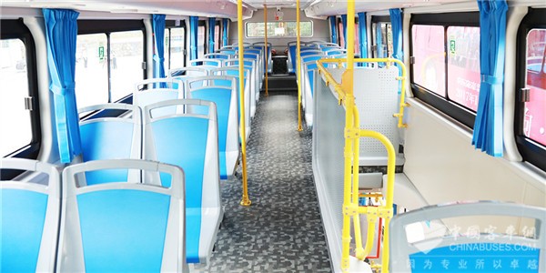 比亚迪BYD6100LSEV5低入口双层公交车（纯电动28-45座）