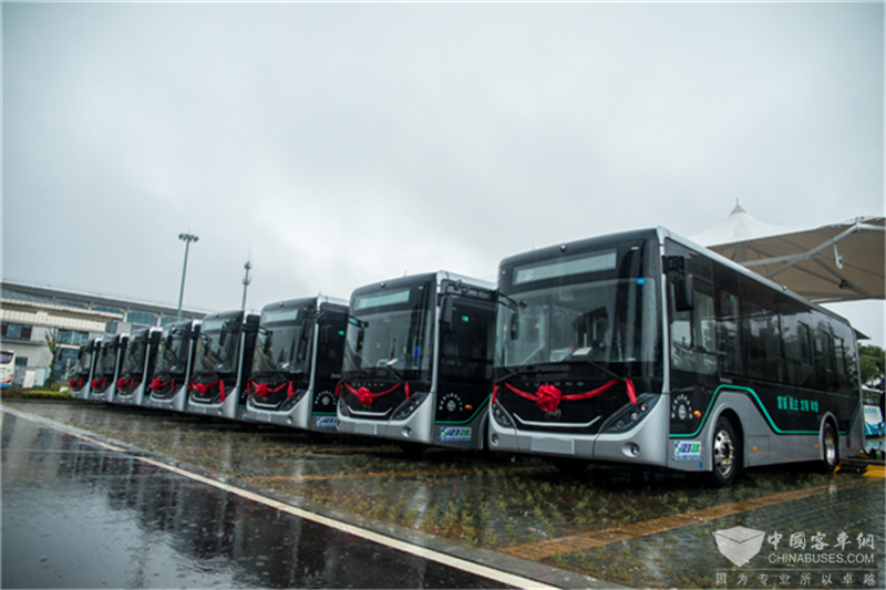 宇通智能网联公交车交付湖北鄂州