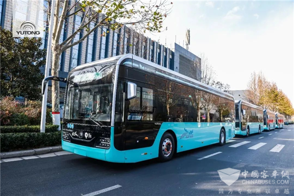 奔跑在乌兹别克斯坦的宇通新能源客车