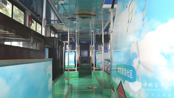 格力钛新能源 仿古铛铛车 考斯特商务车 脸谱公路车 双层观光巴士