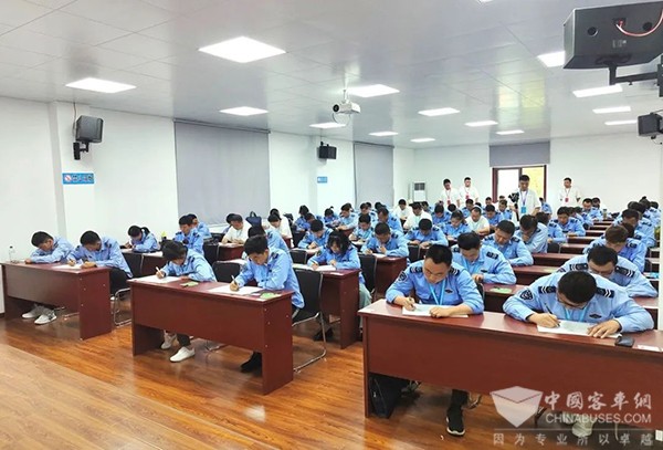 开沃新能源汽车 新能源公交车 淮南公交 驾驶员 职业技能竞赛