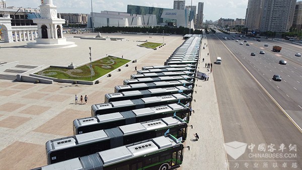 宇通客车 哈萨克斯坦 18米纯电动 新能源客车