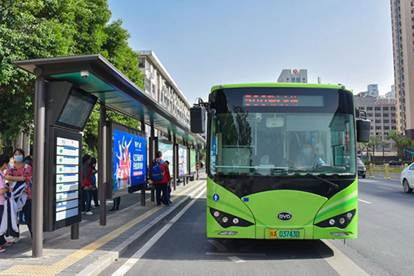 公交运营服务当中经常遇到的几个问题 应当如何应对？