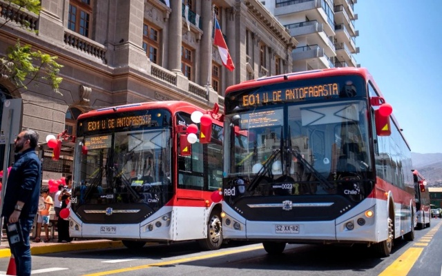 获总统充分肯定 中通客车纯电动车批量交付仪式在智利成功举行