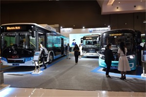 金旅客车与印尼伙伴共筑绿色出行梦，携手开拓双赢新篇章