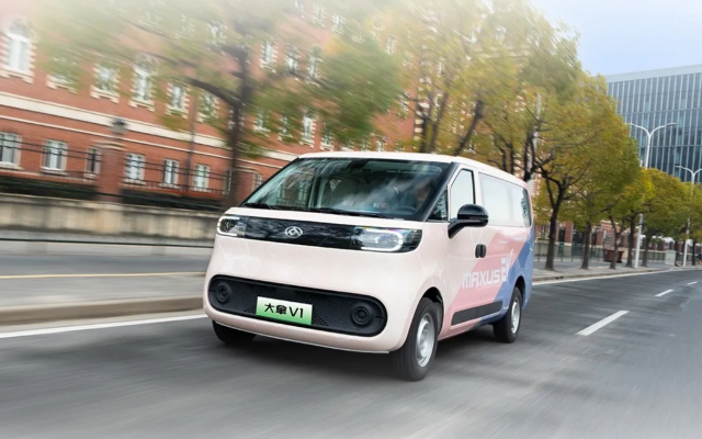 大拿单日交付破百，上汽大通新能源轻客持续“刷量”