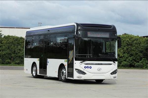 苏州金龙欧洲首个配件中心揭牌！中国驻卢森堡大使华宁出席