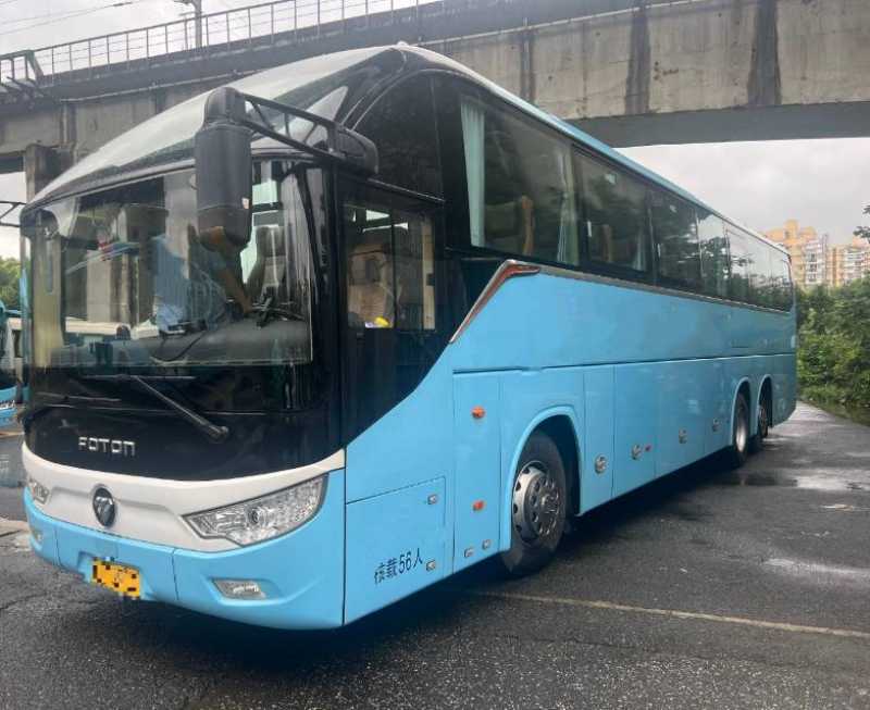 2020年上牌国六56座福田6132可提双档旅游车