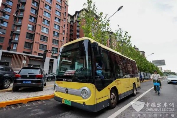 北京东城首条“15分钟便民接驳专线”试运营