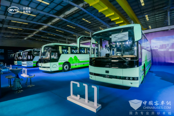 不止于“新” 比亚迪C11如何定义电动客车的“颠覆性体验”？