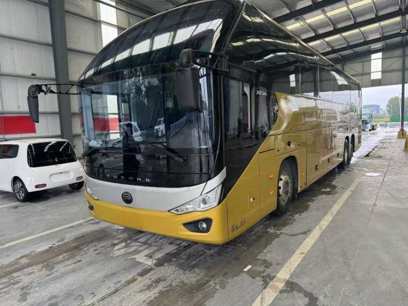 2024年7月上牌国六有公告后吊轮带司机睡仓宇通C13气囊暖气营运车