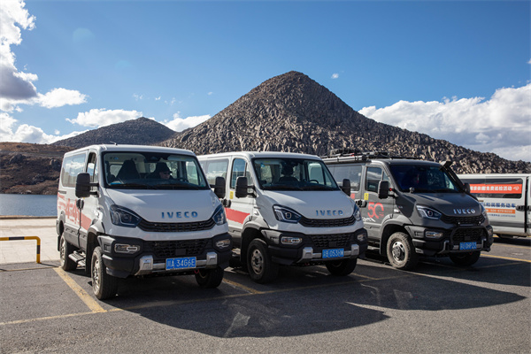 欧霸·山海这波操作，堪称“越野界六边形战士”