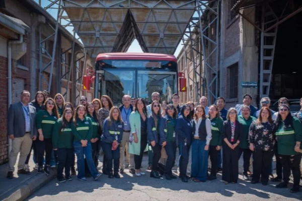 智利女驾驶员人才培养计划圆满结项 中通为当地再添新功