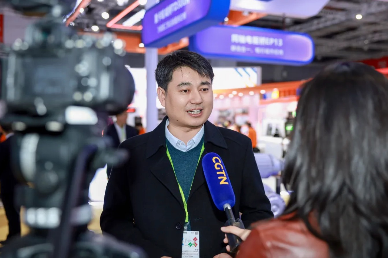 上海法兰克福展 东风德纳让世界看见中国“桥”