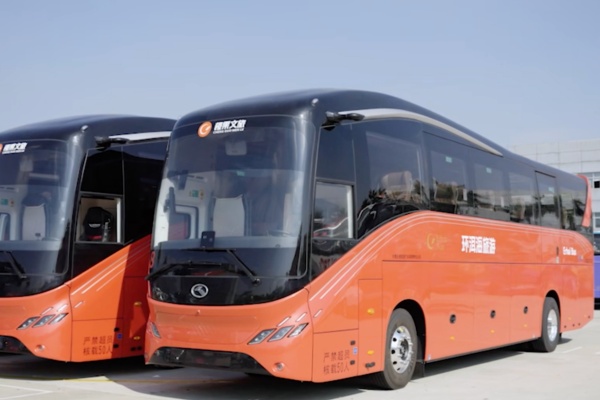 厦门卫视：金龙客车助推中国新能源汽车迈上新台阶