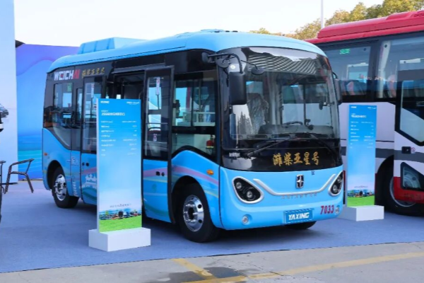 重磅启幕！潍柴亚星携“三电”硬核科技亮相扬州绿色智能汽车嘉年华