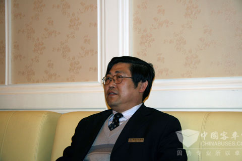 沈阳市天兴客运有限公司的王国志总经理接受XINGKONG.COM采访