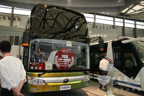 宇通ZK6146HQKA13.7米新造型一层半欧四客车