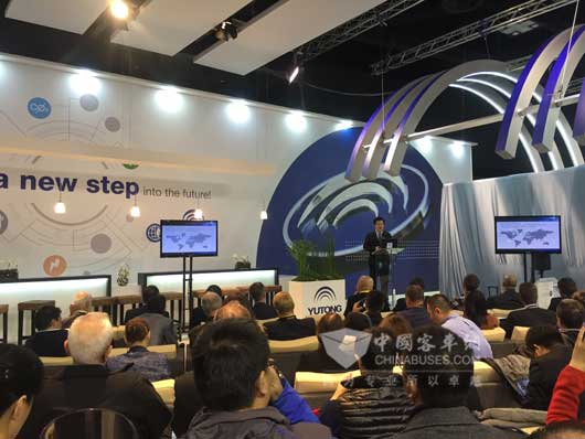 宇通发布会现场