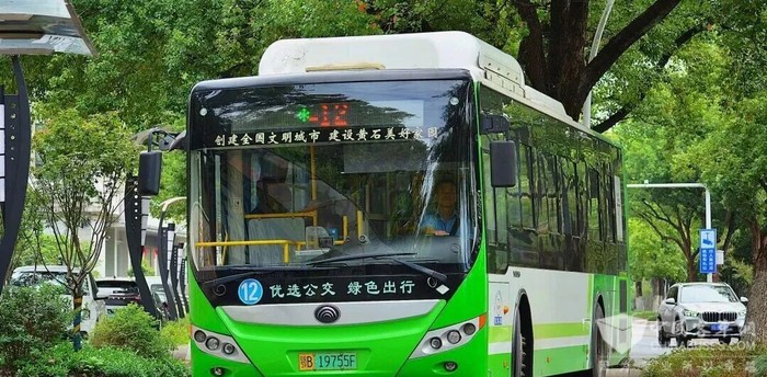 湖北黄石新购80辆纯电动公交 陆续投入运营