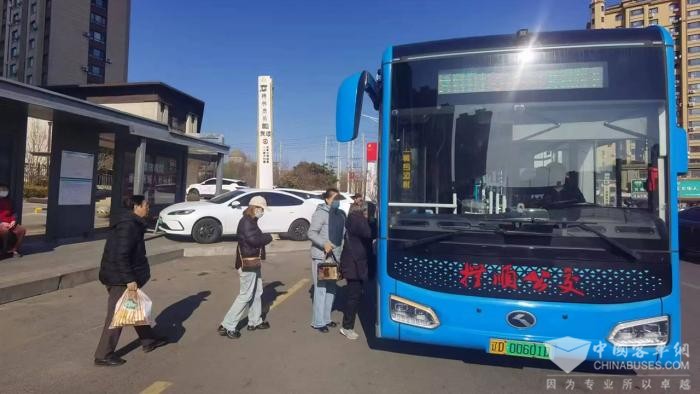 辽宁抚顺300台新能源纯电公交车上线