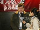 外国专家接受XINGKONG.COM记者采访