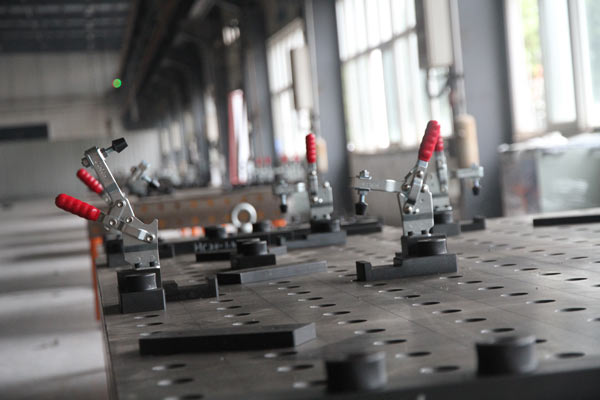 行业首创柔性阻焊生产线