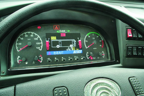 宇通校车ZK6100DA