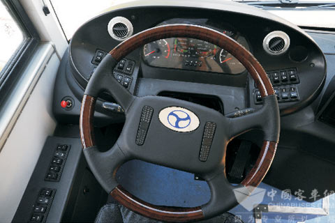 扬子江客车WG6120BEVHM