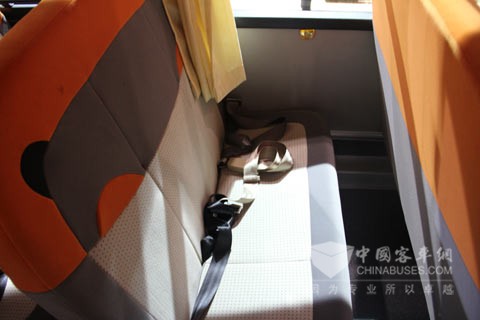 一汽校车CA6900SFD21