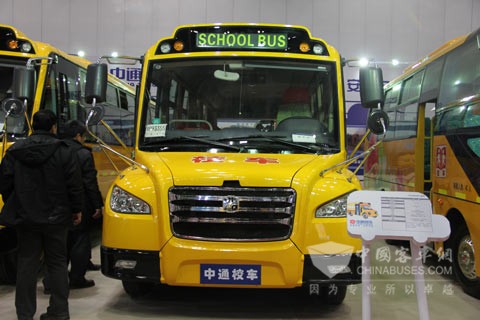 中通客车LCK6800DX