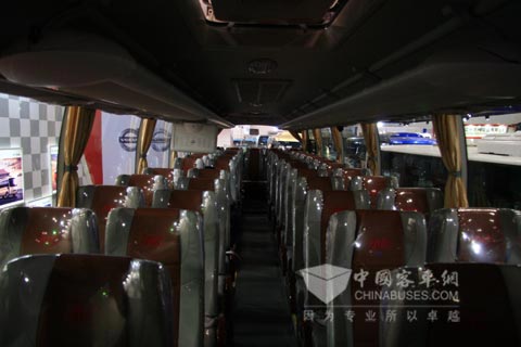 安凯客车HFF6113K06D1E4