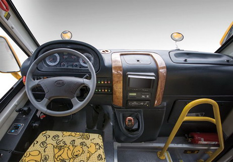 安凯HK6581KX4长鼻校车