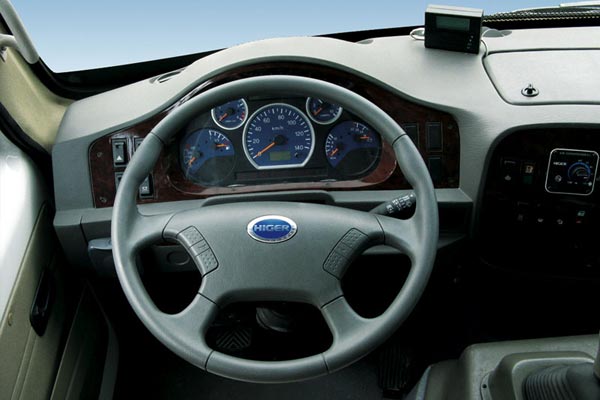 海格KLQ6728客车（柴油10-29座）