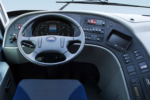 宇通ZK6125BD机场摆渡车（柴油6-102座）