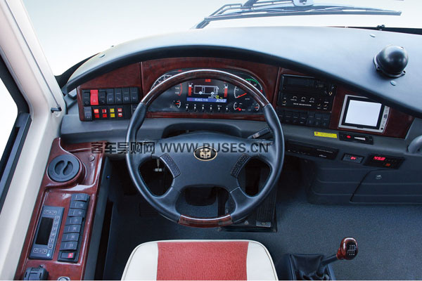 中通LCK6125HQN1客车（天然气国五25-54座）