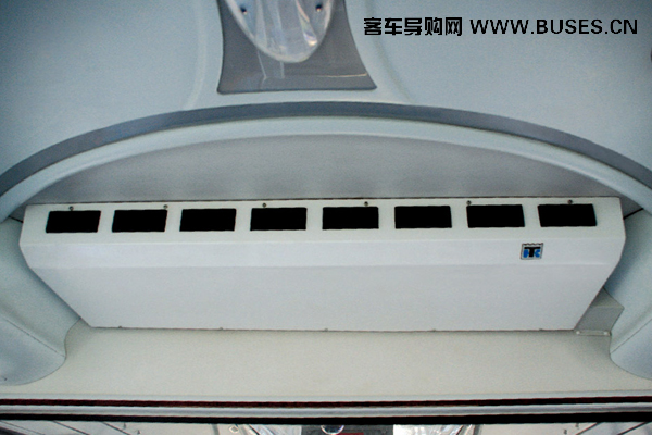 宇通ZK6140BD机场摆渡车（柴油10-118座）