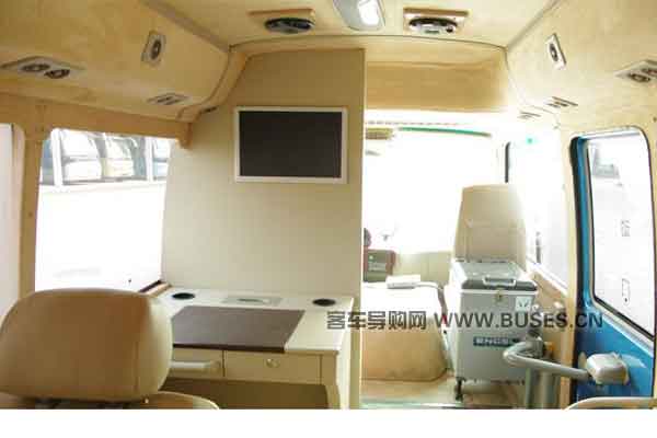 上饶SR6700HBEV客车（纯电动10-19座）