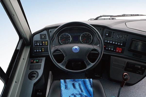 申龙SLK6118S5AN5客车（天然气国五24-52座）